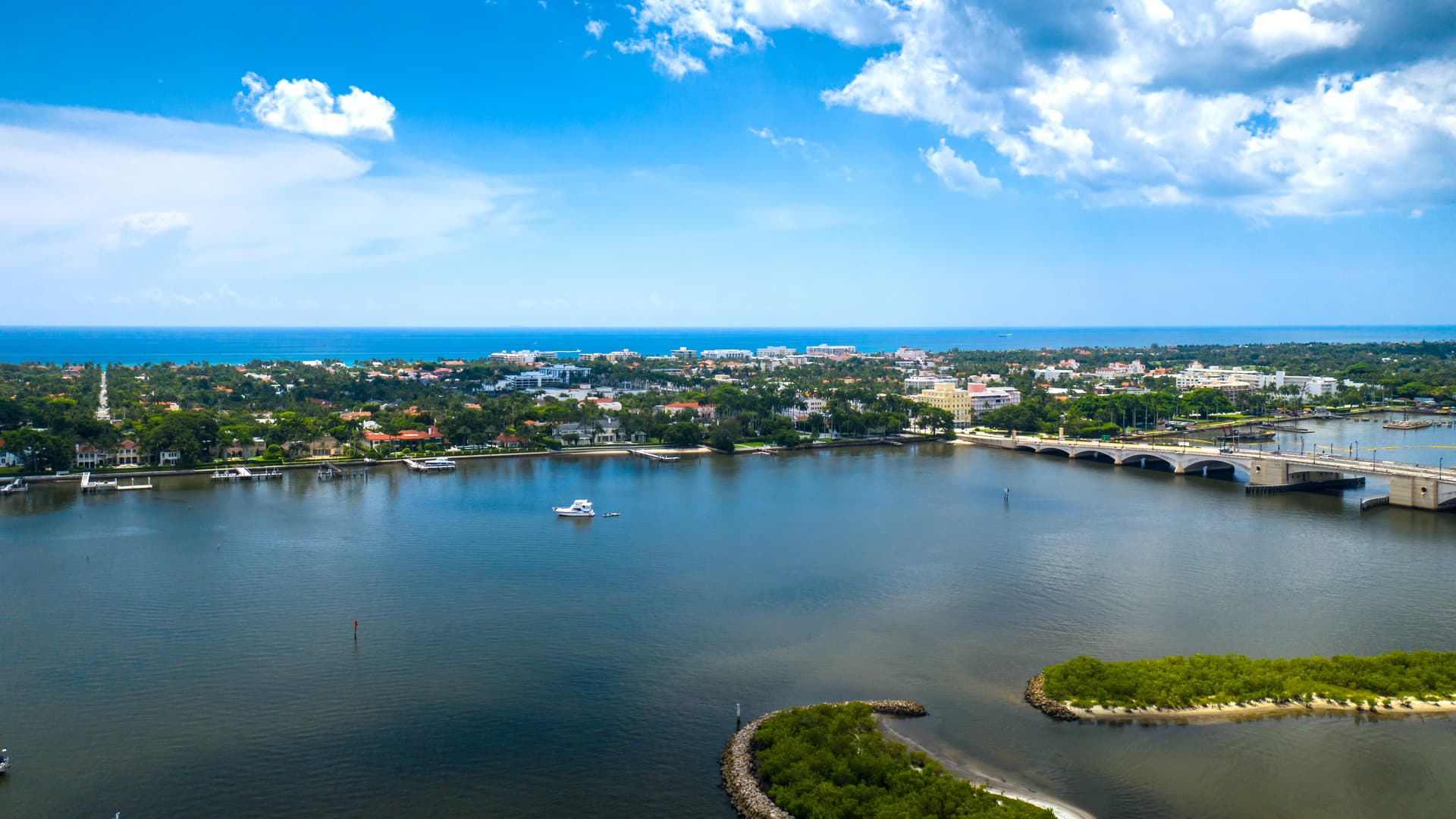 listings For Sale in Lake Worth